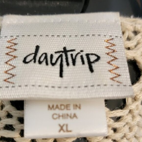 Festival Vest - Crochet and Lace Fringe Cardigan - Bohemian Boho Beige Size XL - Picture 6 of 6